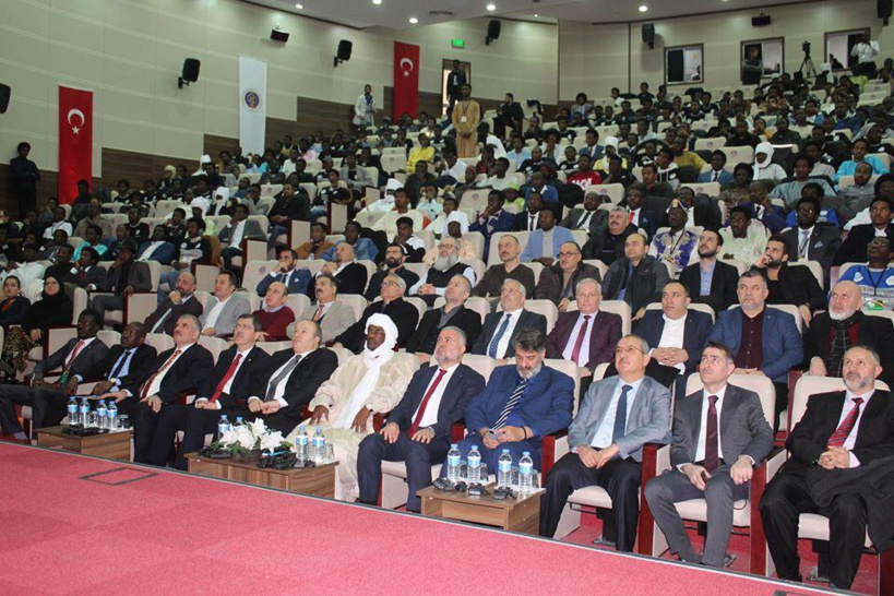 Education des filles : l’association tchadienne Ziloul Arche porte sa voix jusqu'en Turquie. © DR Education des filles : l’association tchadienne Ziloul Arche porte sa voix jusqu'en Turquie. © DR