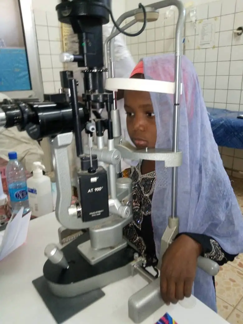 Tchad : Aicha, 9 ans, risque de perdre la vue faute de soins