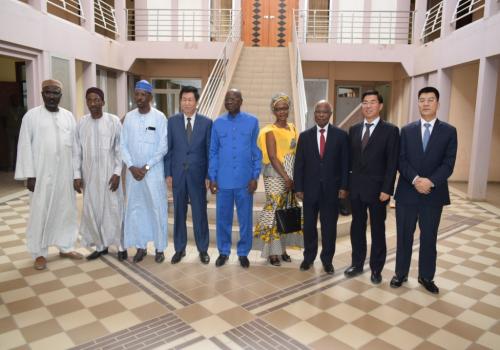 Tchad : le Gouvernement et la CNPC font le point sur leur coopération. © PR Tchad : le Gouvernement et la CNPC font le point sur leur coopération. © PR