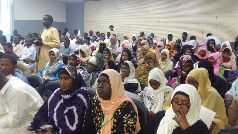 Tchad : le parti Al Nasour pousse les jeunes à mieux utiliser les réseaux sociaux. © Mahamat Abdramane Ali Kitire/Alwihda Info Tchad : le parti Al Nasour pousse les jeunes à mieux utiliser les réseaux sociaux. © Mahamat Abdramane Ali Kitire/Alwihda Info