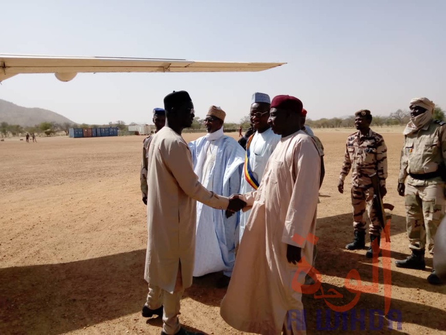 Tchad : le nouveau gouverneur de Sila N'Dimabeal Boyalnar est arrivé à Goz Beida Tchad : le nouveau gouverneur de Sila N'Dimabeal Boyalnar est arrivé à Goz Beida
