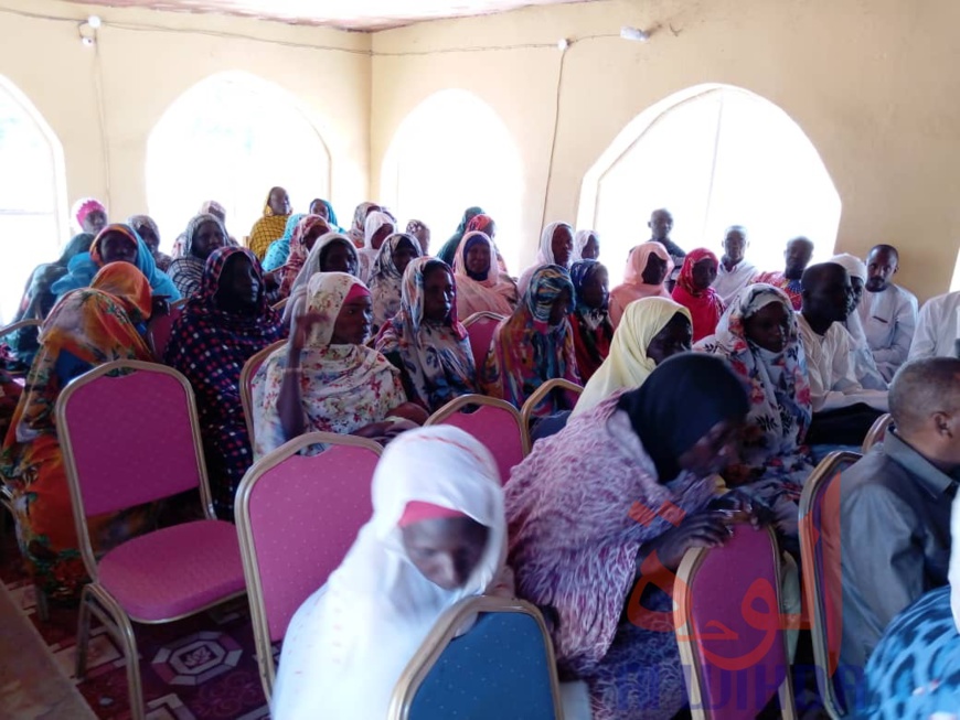 Tchad : au Sila, les femmes veulent donner un rythme particulier à la SENAFET. © Mahamat Issa Gadaya/Alwihda Info Tchad : au Sila, les femmes veulent donner un rythme particulier à la SENAFET. © Mahamat Issa Gadaya/Alwihda Info