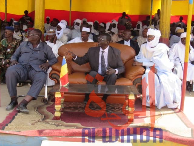 Tchad : retour sur l'installation du nouveau gouverneur de la province de Sila. © Mahamat Issa Gadaya/Alwihda Info Tchad : retour sur l'installation du nouveau gouverneur de la province de Sila. © Mahamat Issa Gadaya/Alwihda Info