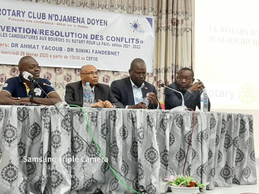 تشاد: مؤتمر نقاش حول السلام وكيفية حل المنازعات. تشاد: مؤتمر نقاش حول السلام وكيفية حل المنازعات.