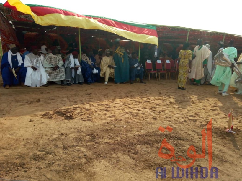 Tchad : la population mobilisée à Bongor pour la visite du président. © Golmen Ali/Alwihda Info Tchad : la population mobilisée à Bongor pour la visite du président. © Golmen Ali/Alwihda Info