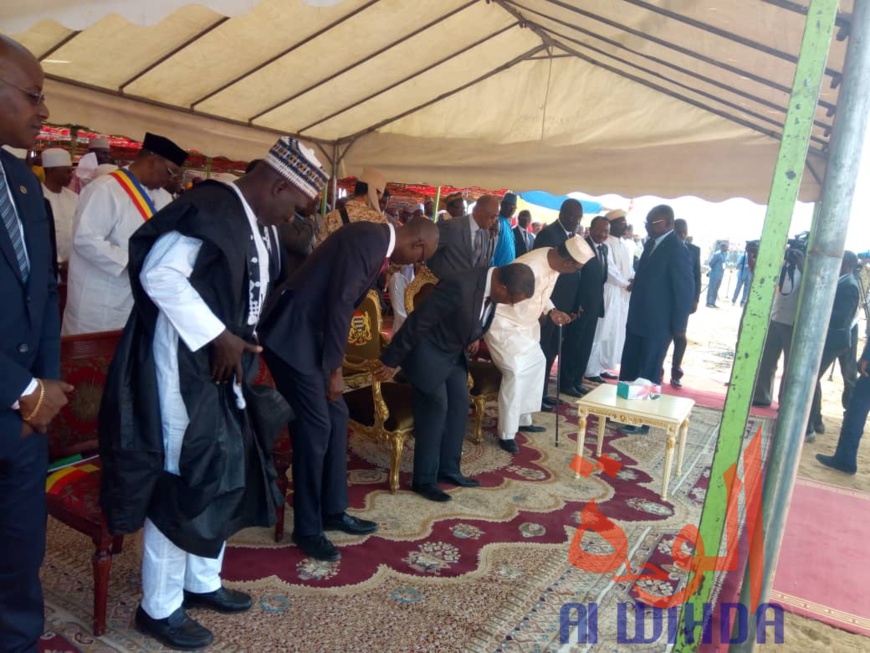 Tchad : le président Déby et le Premier ministre camerounais à Bongor Tchad : le président Déby et le Premier ministre camerounais à Bongor