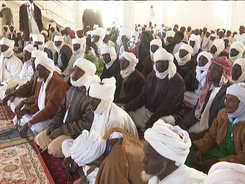 Visite du khalife général de la confrérie Tidjania, Cheikh Sidi Ali Bel-Arabi à Am Djarass, le 25 février 2020. © Alwihda Info