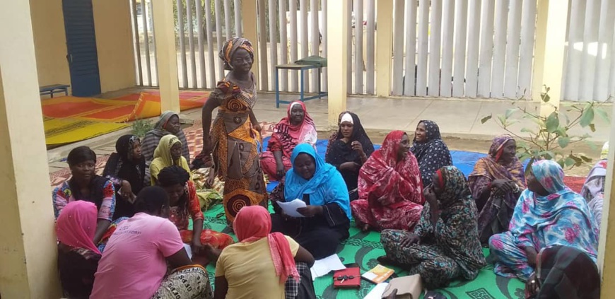 Tchad : les femmes s'organisent pour la réussite de la SENAFET au Batha. © Hassan Djidda Hassan/Alwihda Info Tchad : les femmes s'organisent pour la réussite de la SENAFET au Batha. © Hassan Djidda Hassan/Alwihda Info