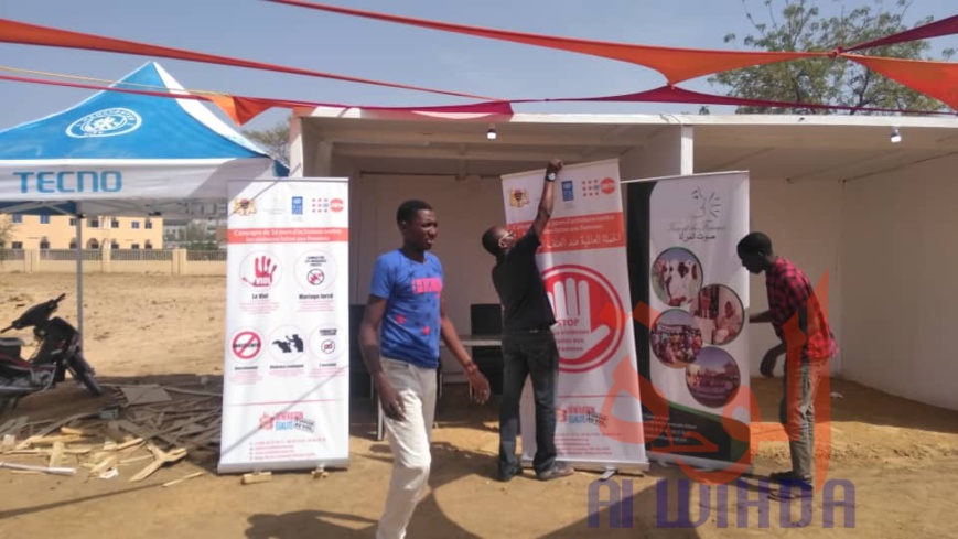 La Maison nationale de la femme organise des évènements pour la SENAFET 2020. © Malick Mahamat Tidjani/Alwihda Info La Maison nationale de la femme organise des évènements pour la SENAFET 2020. © Malick Mahamat Tidjani/Alwihda Info