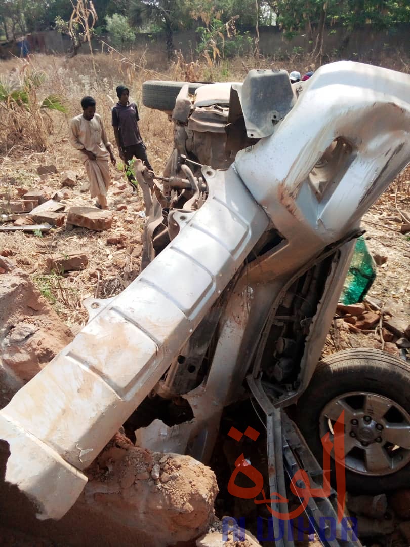 Tchad : un automobiliste percute un mur à Moundou, deux blessé graves. © Golmen Ali/Alwihda Info Tchad : un automobiliste percute un mur à Moundou, deux blessé graves. © Golmen Ali/Alwihda Info
