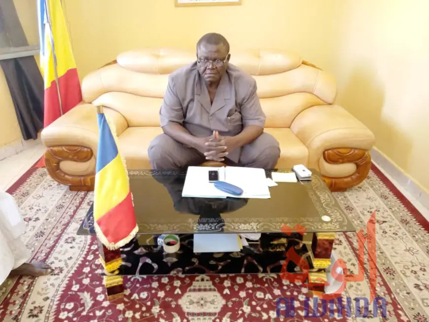Tchad : au Sila, le général Gaucher au contact de ses administrés. © Mahamat Issa Gadaya/Alwihda Info