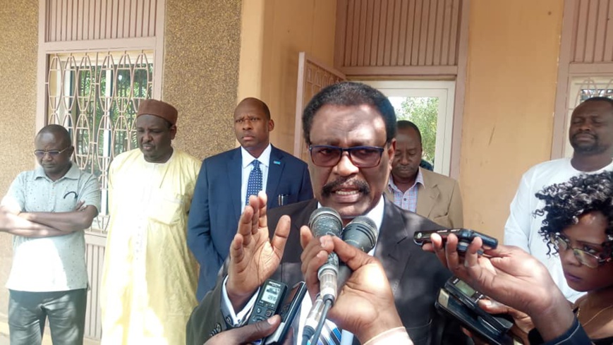 Tchad : l'OMS remet des réactifs de test du coronavirus. © DR/Min.Santé Publique Tchad : l'OMS remet des réactifs de test du coronavirus. © DR/Min.Santé Publique