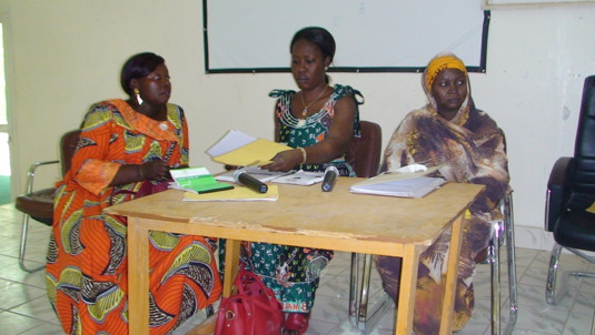 Tchad : la scolarisation des filles, moyen de lutte pour l’égalité et l’équité. © Mbainaissem Gédéon Mbeibadoum/Alwihda Info Tchad : la scolarisation des filles, moyen de lutte pour l’égalité et l’équité. © Mbainaissem Gédéon Mbeibadoum/Alwihda Info