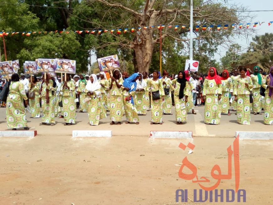 Tchad : "levez la tête, battez vous avec des idées et idéologies". © Golmen Ali/Alwihda Info
