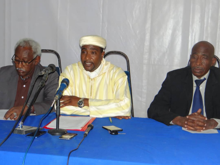 Ibrahim Moussa Youssouf au centre. Illustration. © Alwihda Info Ibrahim Moussa Youssouf au centre. Illustration. © Alwihda Info