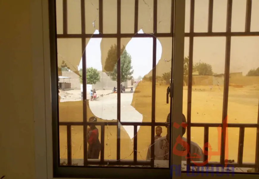 Tchad : un établissement saccagé par des manifestants à N'Djamena. © Kelvin Mendig-lembaye/Alwihda Info