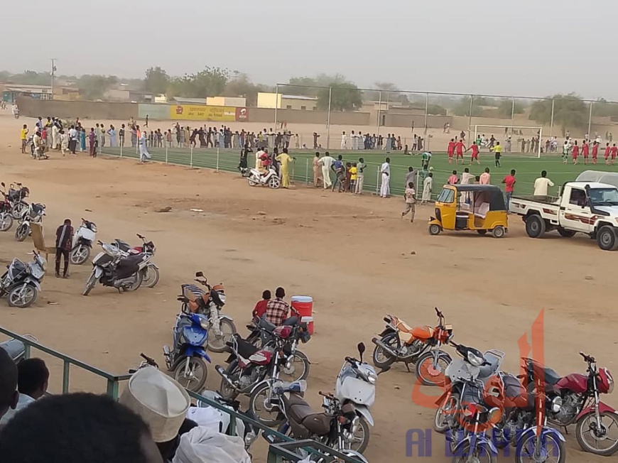 Tchad : quelle durée de vie pour la pelouse du stade d'Abéché ? Tchad : quelle durée de vie pour la pelouse du stade d'Abéché ?