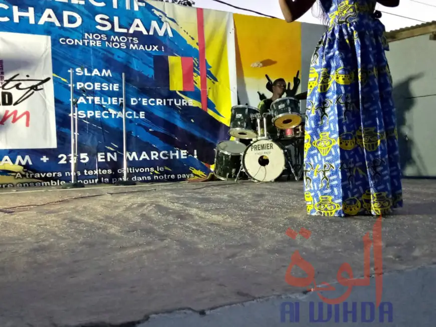 Tchad : à N'Djamena, le concert ‘’Slam 4 Awin’’ fait honneur à la femme. © Kelvin Mendig-lembaye/Alwihda Info