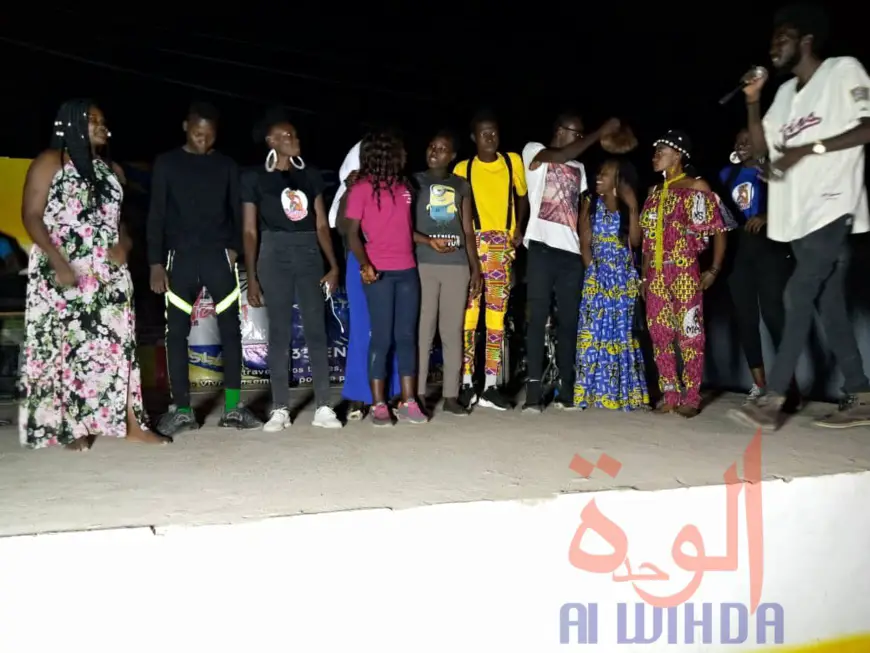Tchad : à N'Djamena, le concert ‘’Slam 4 Awin’’ fait honneur à la femme. © Kelvin Mendig-lembaye/Alwihda Info