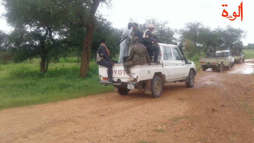 Un convoi militaire à Goz Beida. © Alwihda Info