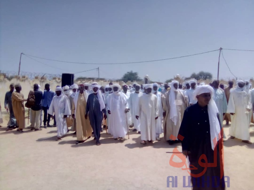 Des chefs de tribus arabes à Abéché en 2019, lors d'une visite au nouveau sultan du Ouaddaï. © Alwihda Info Des chefs de tribus arabes à Abéché en 2019, lors d'une visite au nouveau sultan du Ouaddaï. © Alwihda Info
