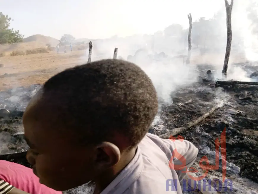 Tchad : une maison ravagée par les flammes à Goz Beida. ©Mahamat Issa Gadaya/Alwihda Info