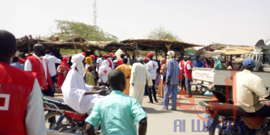 Tchad - Covid-19 : La Croix-rouge s'implique dans la sensibilisation. © Abba Issa/Alwihda Info Tchad - Covid-19 : La Croix-rouge s'implique dans la sensibilisation. © Abba Issa/Alwihda Info