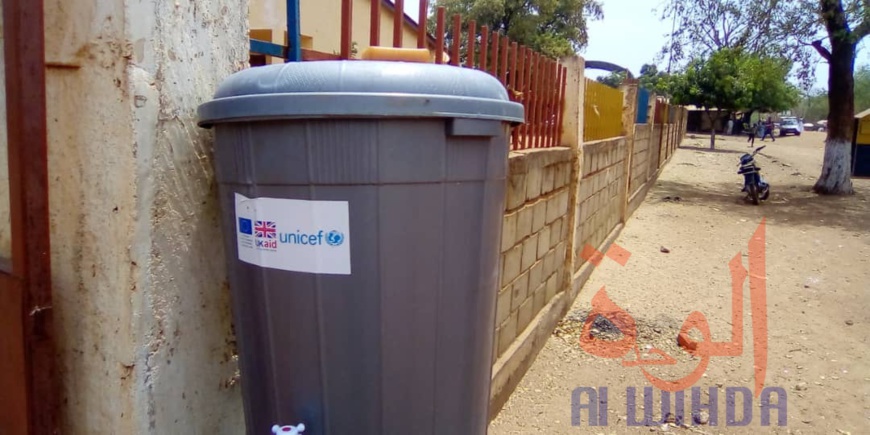 Tchad - Covid-19 : la population du Mayo Kebbi Ouest sous pression des forces de l'ordre. © Foka Mapagne/Alwihda Info Tchad - Covid-19 : la population du Mayo Kebbi Ouest sous pression des forces de l'ordre. © Foka Mapagne/Alwihda Info