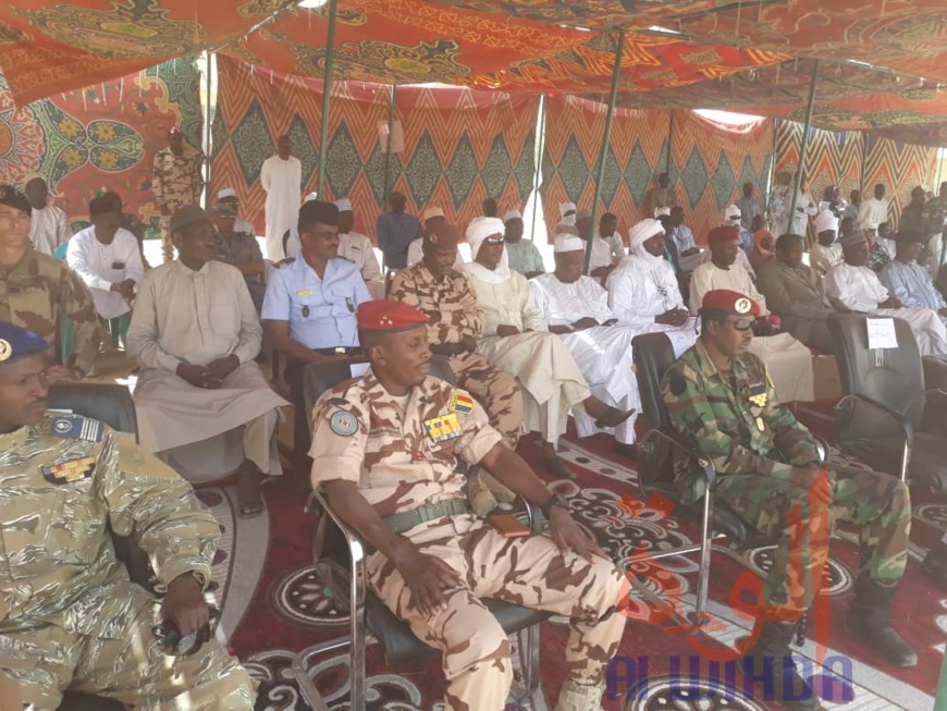 Tchad : le général Brahim Seid Mahamat installé à la tête du Ouaddaï. © Alwihda Info Tchad : le général Brahim Seid Mahamat installé à la tête du Ouaddaï. © Alwihda Info