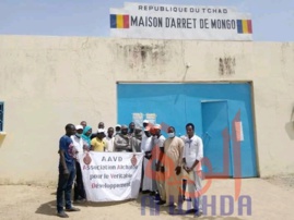 Tchad - Covid-19 : à Mongo, le milieu associatif joue son rôle de sensibilisation. © Béchir Badjoury/Alwihda Info Tchad - Covid-19 : à Mongo, le milieu associatif joue son rôle de sensibilisation. © Béchir Badjoury/Alwihda Info