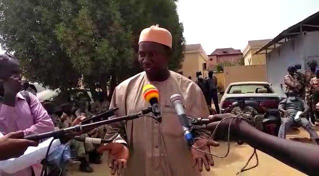 Tchad : 17 malfrats dont quatre femmes arrêtés par la gendarmerie. © Malick Mahamat Tidjani/Alwihda Info Tchad : 17 malfrats dont quatre femmes arrêtés par la gendarmerie. © Malick Mahamat Tidjani/Alwihda Info