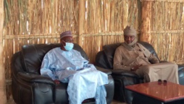 Tchad - Boko Haram : le ministre nigérien de la défense s'est rendu à Baga Sola. © Dr/Min.Défense Tchad - Boko Haram : le ministre nigérien de la défense s'est rendu à Baga Sola. © Dr/Min.Défense