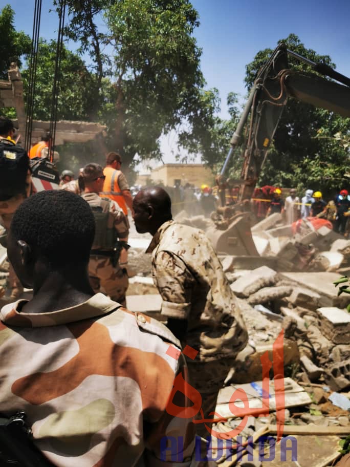 Tchad : au moins 3 morts dans l'explosion d'un obus à N'Djamena Tchad : au moins 3 morts dans l'explosion d'un obus à N'Djamena