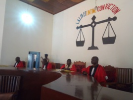 Tchad : 37 magistrats prêtent serment à Moundou. © Golmen Ali/Alwihda Info Tchad : 37 magistrats prêtent serment à Moundou. © Golmen Ali/Alwihda Info