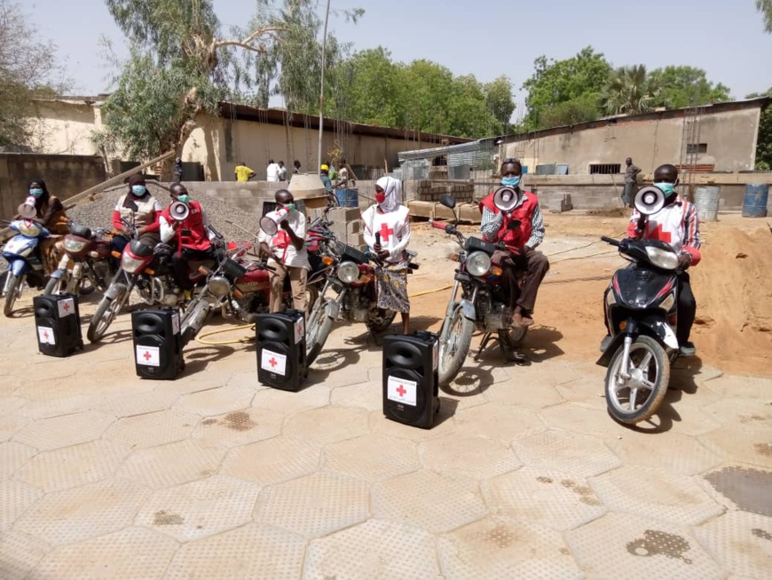 Covid-19 : La Croix-Rouge du Tchad accentue la sensibilisation sur la pandémie. © Kelvin Mendig-lembaye Djetoyo/Alwihda Info Covid-19 : La Croix-Rouge du Tchad accentue la sensibilisation sur la pandémie. © Kelvin Mendig-lembaye Djetoyo/Alwihda Info