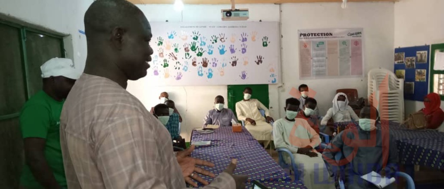 Tchad - Covid-19 : au Sila, des jeunes formés pour la sensibilisation. © Mahamat Issa Gadaya/Alwihda Info Tchad - Covid-19 : au Sila, des jeunes formés pour la sensibilisation. © Mahamat Issa Gadaya/Alwihda Info
