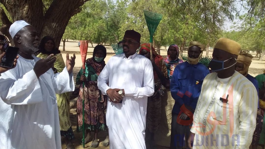 Tchad - Covid-19 : à Ati, les commerçants mis en garde contre la hausse des prix. © Hassan Djidda Hassan/Alwihda Info Tchad - Covid-19 : à Ati, les commerçants mis en garde contre la hausse des prix. © Hassan Djidda Hassan/Alwihda Info