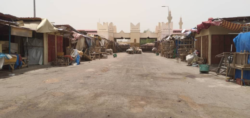 Une rue menant au grand marché de N'Djamena, au Tchad. © Djibrine Haïdar/Alwihda Info Une rue menant au grand marché de N'Djamena, au Tchad. © Djibrine Haïdar/Alwihda Info