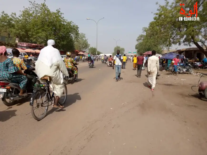 La circulation dans la ville de N'Djamena. © Kelvin Mendig-lembaye/Alwihda Info