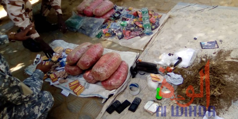 Tchad : la gendarmerie met la main sur des voleurs de motos et trafiquants. © Mahamat Abdramane Ali Kitire/Alwihda Info Tchad : la gendarmerie met la main sur des voleurs de motos et trafiquants. © Mahamat Abdramane Ali Kitire/Alwihda Info