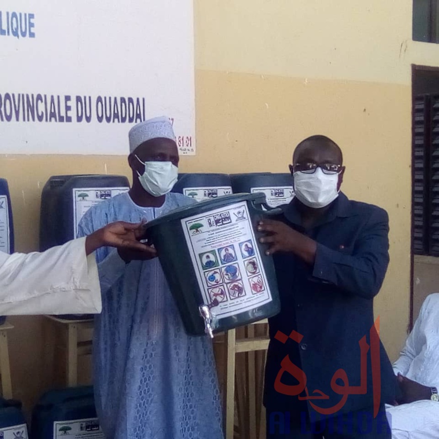 Tchad - Covid-19 : la délégation sanitaire du Ouaddaï reçoit un appui matériel