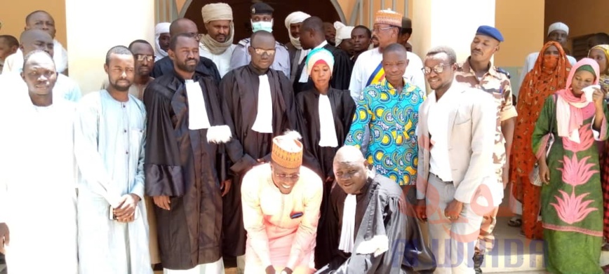 Tchad : à Ati, de nouveaux greffiers prêtent serment. © Hassan Djidda Hassan/Alwihda Info Tchad : à Ati, de nouveaux greffiers prêtent serment. © Hassan Djidda Hassan/Alwihda Info