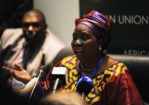 La Sud-Africaine Nkosazana Dlamini-Zuma, nouvelle présidente de la Commission de l'Union africaine La Sud-Africaine Nkosazana Dlamini-Zuma, nouvelle présidente de la Commission de l'Union africaine
