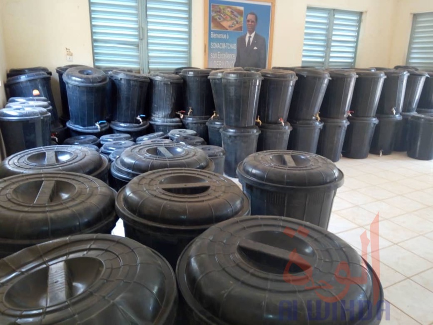 Covid-19 : La Coton Tchad apporte son appui à la province du Mayo Kebbi Ouest Covid-19 : La Coton Tchad apporte son appui à la province du Mayo Kebbi Ouest