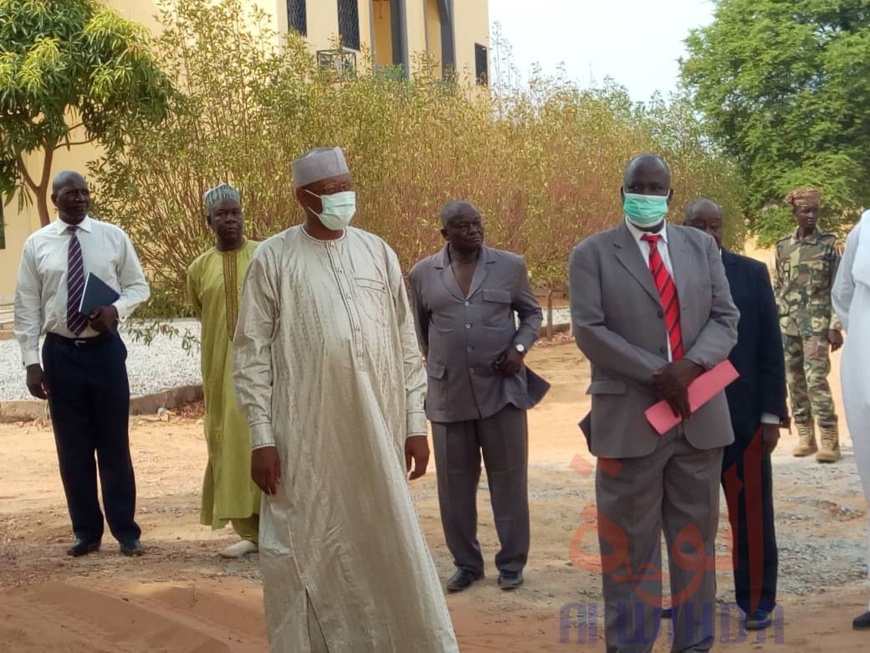 Covid-19 : La Coton Tchad apporte son appui à la province du Mayo Kebbi Ouest Covid-19 : La Coton Tchad apporte son appui à la province du Mayo Kebbi Ouest