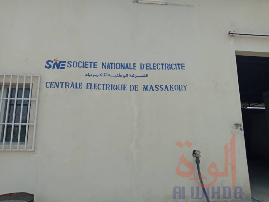 Tchad : en province, la population boude la coupure intempestive d'électricité. © Mbainaissem Gédéon Mbeïbadoum/Alwihda Info Tchad : en province, la population boude la coupure intempestive d'électricité. © Mbainaissem Gédéon Mbeïbadoum/Alwihda Info