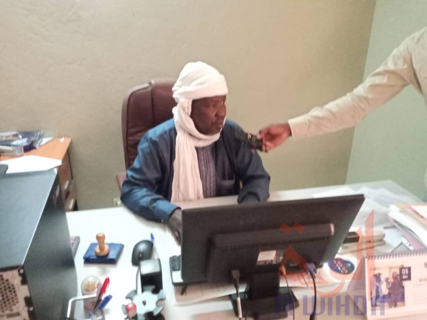 Tchad : en province, la population boude la coupure intempestive d'électricité. © Mbainaissem Gédéon Mbeïbadoum/Alwihda Info Tchad : en province, la population boude la coupure intempestive d'électricité. © Mbainaissem Gédéon Mbeïbadoum/Alwihda Info