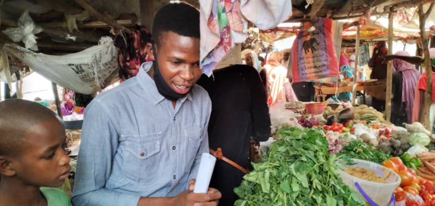 Des jeunes sensibilisent dans les marchés à N'Djamena, le 21 avril 2020. Illustration. © Djibrine Haidar/Alwihda Info