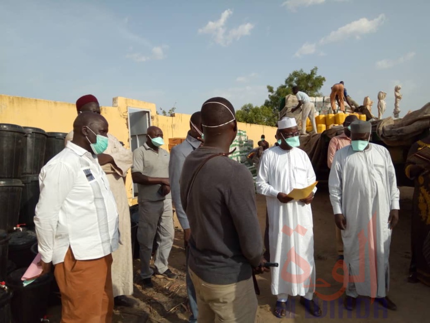 Tchad - Covid-19 : à Bongor, un important don au comité provincial de veille Tchad - Covid-19 : à Bongor, un important don au comité provincial de veille