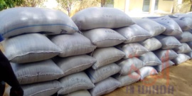 Tchad : le Mayo Kebbi Ouest reçoit plusieurs tonnes d'aide alimentaire. © Foka Mapagne/Alwihda Info Tchad : le Mayo Kebbi Ouest reçoit plusieurs tonnes d'aide alimentaire. © Foka Mapagne/Alwihda Info